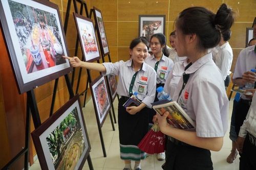 Triển lãm ảnh các di sản của Việt Nam và Lào