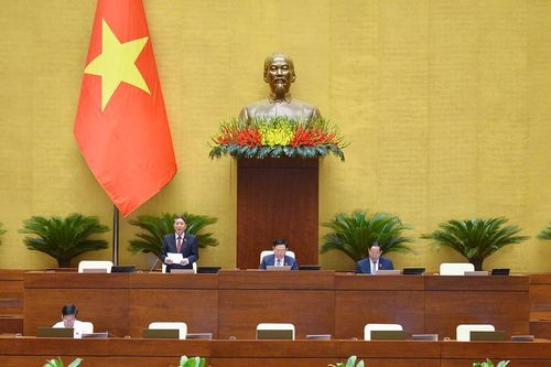 Quốc hội thông qua Luật Đấu thầu (sửa đổi)
