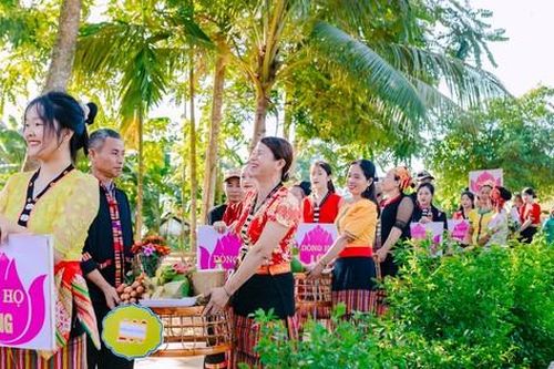 Đặc sắc lễ hội mừng lúa mới ở Nghệ An