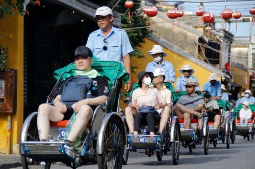 Quảng Nam tung nhiều combo du lịch nghỉ dưỡng giá rẻ kéo khách dịp hè