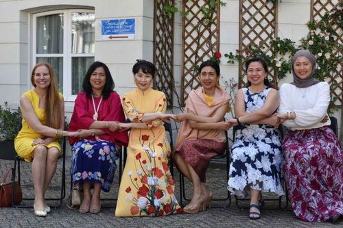 Giới thiệu và hướng dẫn làm các món ăn Việt Nam tại Hà Lan