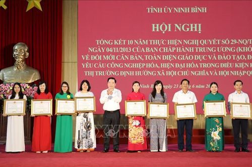 10 năm thực hiện Nghị quyết 29 về đổi mới giáo dục: Cụ thể hóa phù hợp với thực tiễn địa phương
