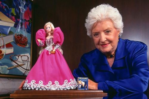 Hành trình theo đuổi giấc mơ của 'mẹ đẻ' búp bê Barbie