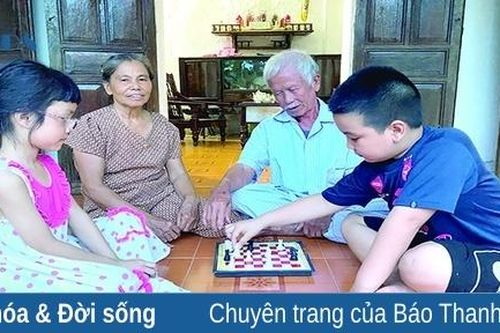 Nghỉ hè: Cho con về quê hay ở phố!