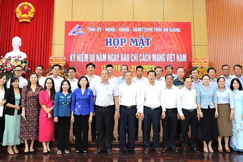 Khẳng định vai trò báo chí cách mạng Việt Nam