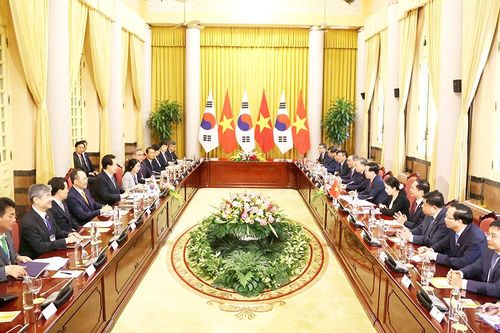 Trao đổi về phương hướng lớn, biện pháp thực chất triển khai quan hệ Đối tác chiến lược toàn diện
