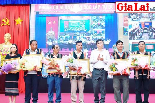 Người dân phát huy vai trò chủ thể trong xây dựng làng nông thôn mới