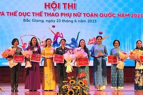 Hội Phụ nữ Bộ Công an đoạt Giải Ba toàn đoàn Hội thi dân vũ và thể dục thể thao phụ nữ toàn quốc