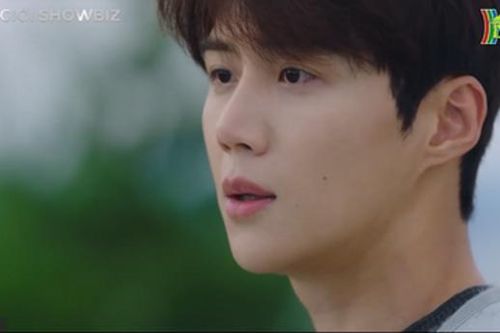 Kim Seon Ho đóng kẻ phản diện điên rồ bậc nhất