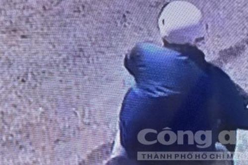 Bắt thanh niên giật vé số của cụ ông 75 tuổi