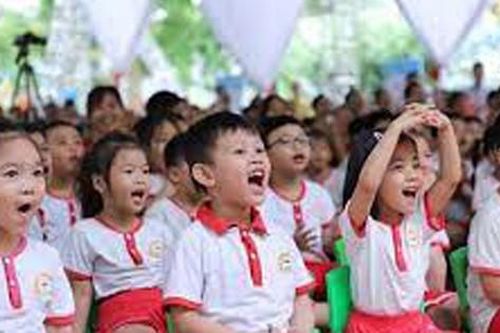 Cân bằng tỷ số giới tính