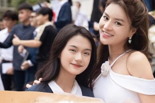 Siêu mẫu Vũ Thu Phương tiết lộ mối quan hệ với con riêng 18 tuổi của chồng