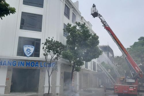 Huy động các lực lượng xử lý tình huống giả định cháy phức tạp tại cụm làng nghề Tân Triều