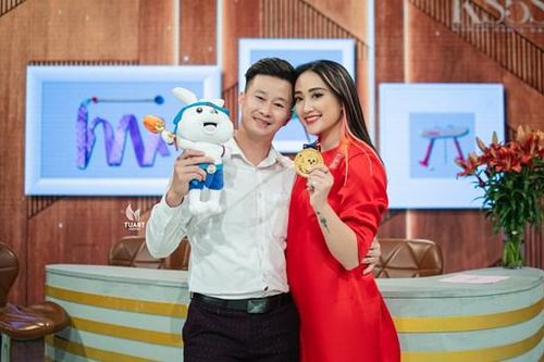 Hành trình 20 năm bên nhau của vợ chồng HLV Trương Minh Sang và Thu Hà