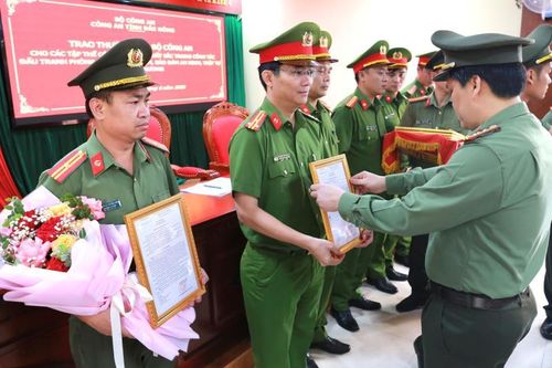 15 lượt tập thể thuộc Công an tỉnh Đắk Nông được Bộ Công an khen thưởng
