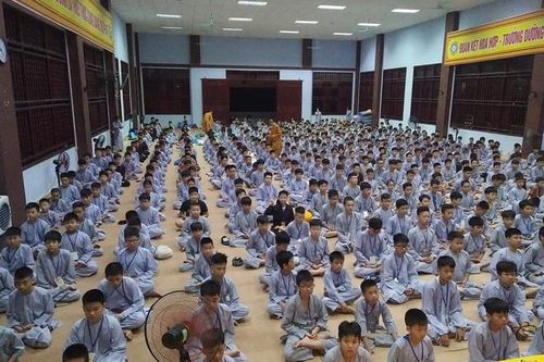Gửi con ở đâu trong hè?