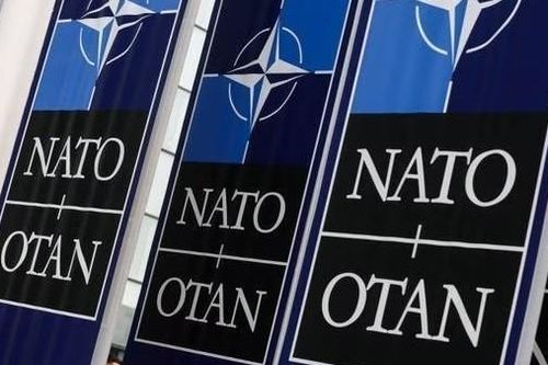 Ukraine hy vọng nhận được 'công thức' để gia nhập NATO; Serbia hối thúc liên minh có biện pháp khẩn cấp ở Kosovo