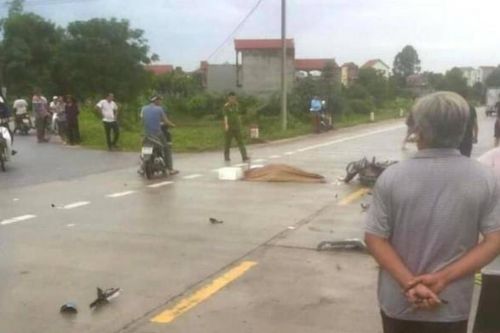 Bắc Giang: Hai xe máy va chạm khiến 1 người tử vong, 1 người nguy kịch