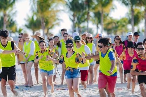 Cao điểm du lịch hè: Vừa mừng vừa lo