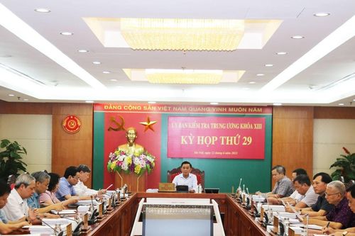 Chuyện ở Thanh Hóa: thêm một bài học về công tác cán bộ