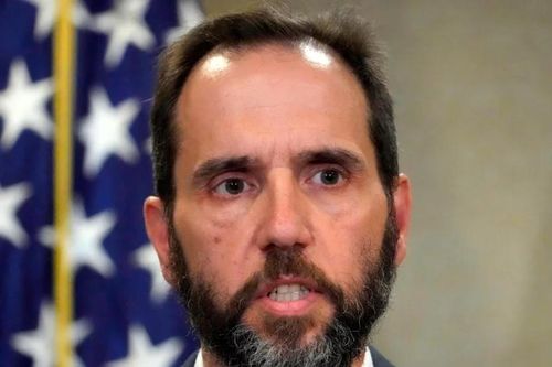 Công tố viên đặc biệt Mỹ đề nghị hoãn phiên tòa xử ông Trump vì vụ tài liệu mật