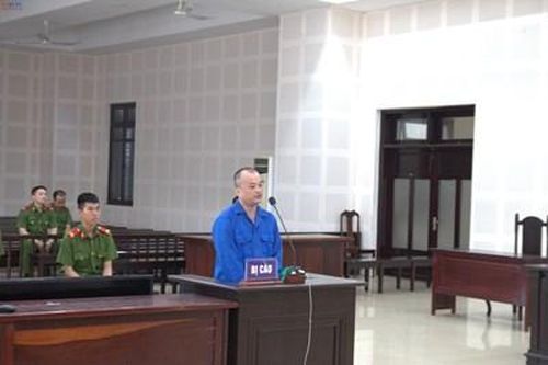 Làm giả 'sổ đỏ' để lừa đảo chiếm đoạt tài sản