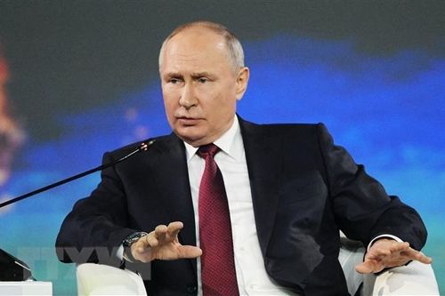 Tổng thống Putin: Sẽ làm mọi việc để bảo vệ nước Nga