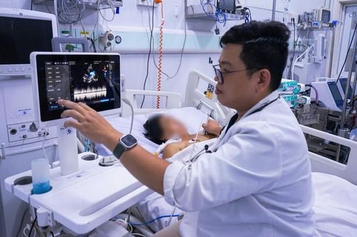 Sản phụ hiếm muộn được cứu sống sau khi tổn thương đa cơ quan nặng