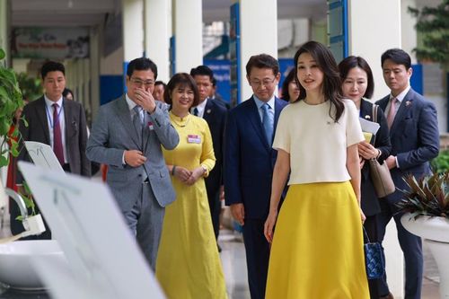 Phu nhân Tổng thống Hàn Quốc dự sự kiện giới thiệu chương trình CSR tiêu biểu của Samsung toàn cầu