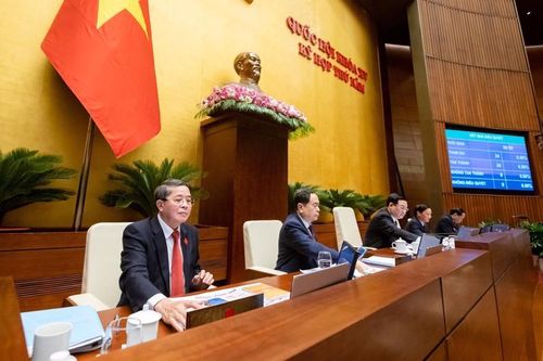 Quốc hội thông qua thí điểm cơ chế, chính sách đặc thù phát triển TP.HCM