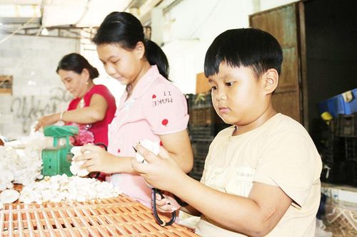 Hè vui của trẻ em nông thôn