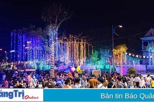 Xây dựng 'chất' riêng cho Phố đêm Đông Hà