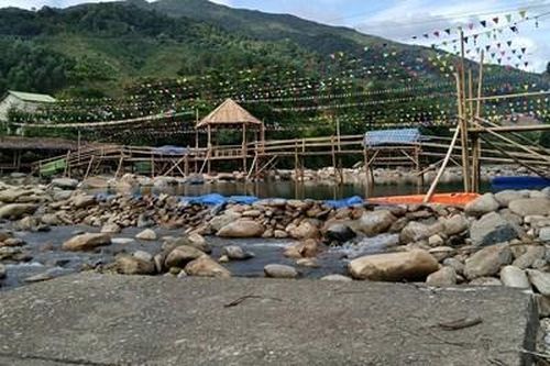 Lấn chiếm lòng suối, bị xử phạt vẫn tái phạm