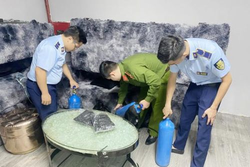 Đấu tranh triệt xóa nhiều điểm, tụ điểm phức tạp về ma túy
