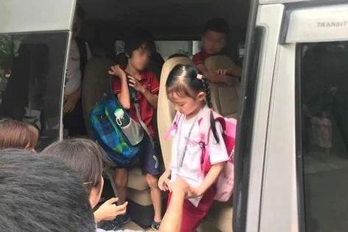 Học sinh lớp 1 bị bỏ quên trên xe ô tô: Hiệu trưởng viết 'tâm thư' nhận trách nhiệm