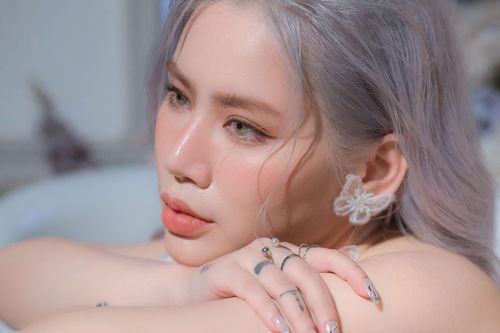 Ca sĩ Yến Lê: Tôi đang tận hưởng cuộc sống độc thân vui vẻ