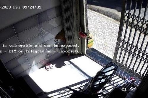 Hacker để lại lời nhắn trên loạt camera an ninh tại Việt Nam