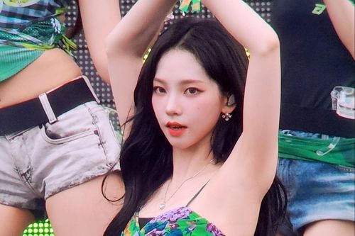 aespa khoe vóc dáng ở lễ hội nước 19+