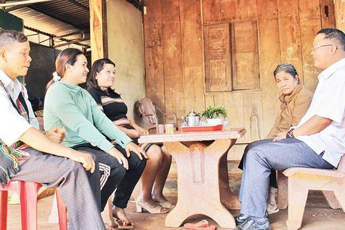 Bình Phước xây dựng chi bộ ở cơ sở đủ lớn, đủ mạnh