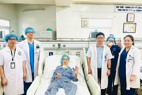 Cứu sống cụ ông 76 tuổi bị đái tháo đường hôn mê sâu nguy kịch