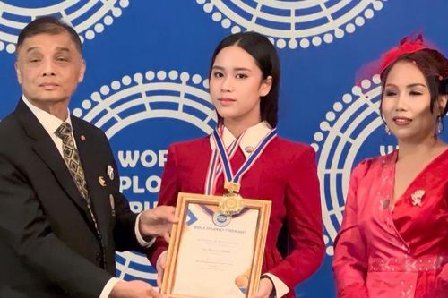 Hoa hậu Bella Vũ nhận giải thưởng Nhà ngoại giao 2023
