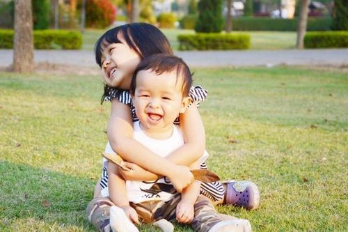 Không phải tiền bạc hay điểm số, đây là 8 chìa khóa vàng quyết định cuộc đời của 1 đứa trẻ