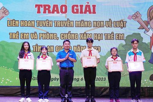 Nhiều nội dung bức thiết của trẻ em được bày tỏ tại phiên họp mô hình 'Hội đồng trẻ em' tỉnh An Giang năm 2023
