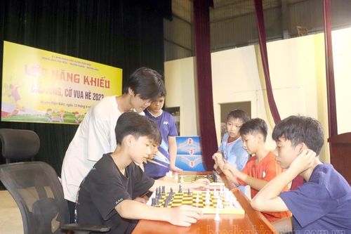 Sân chơi bổ ích cho trẻ trong dịp hè