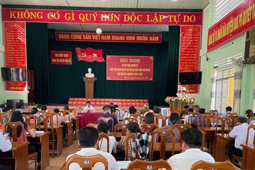 Tỷ lệ hộ nghèo huyện Đak Pơ còn 1,87%
