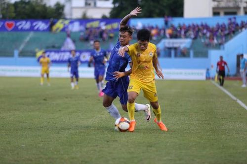 Vòng 12, V.League 1-Night Wolf 2023 (sân 19-8 Nha Trang): Khánh Hòa FC thua 1-2 trước Hà Nội