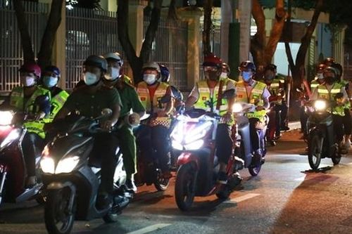 Nhiều tổ tuần tra 'quét ra nhện' ngay sau lễ ra quân