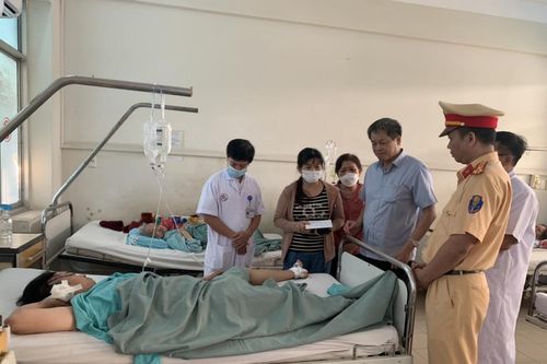 Tai nạn trên cao tốc Nha Trang - Cam Lâm: Một nạn nhân còn hôn mê, tiên lượng không tốt
