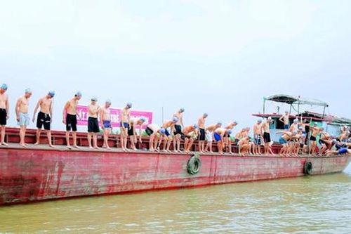 Quảng Ninh: Tham gia giải bơi truyền thống, một học sinh lớp 12 mất tích
