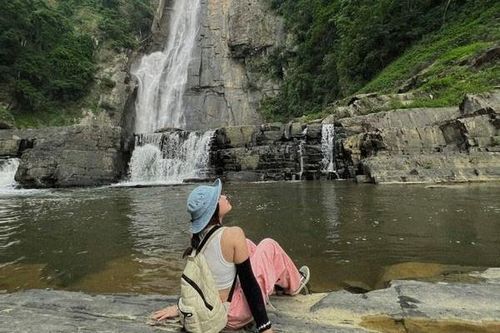 Người trẻ phượt một mình